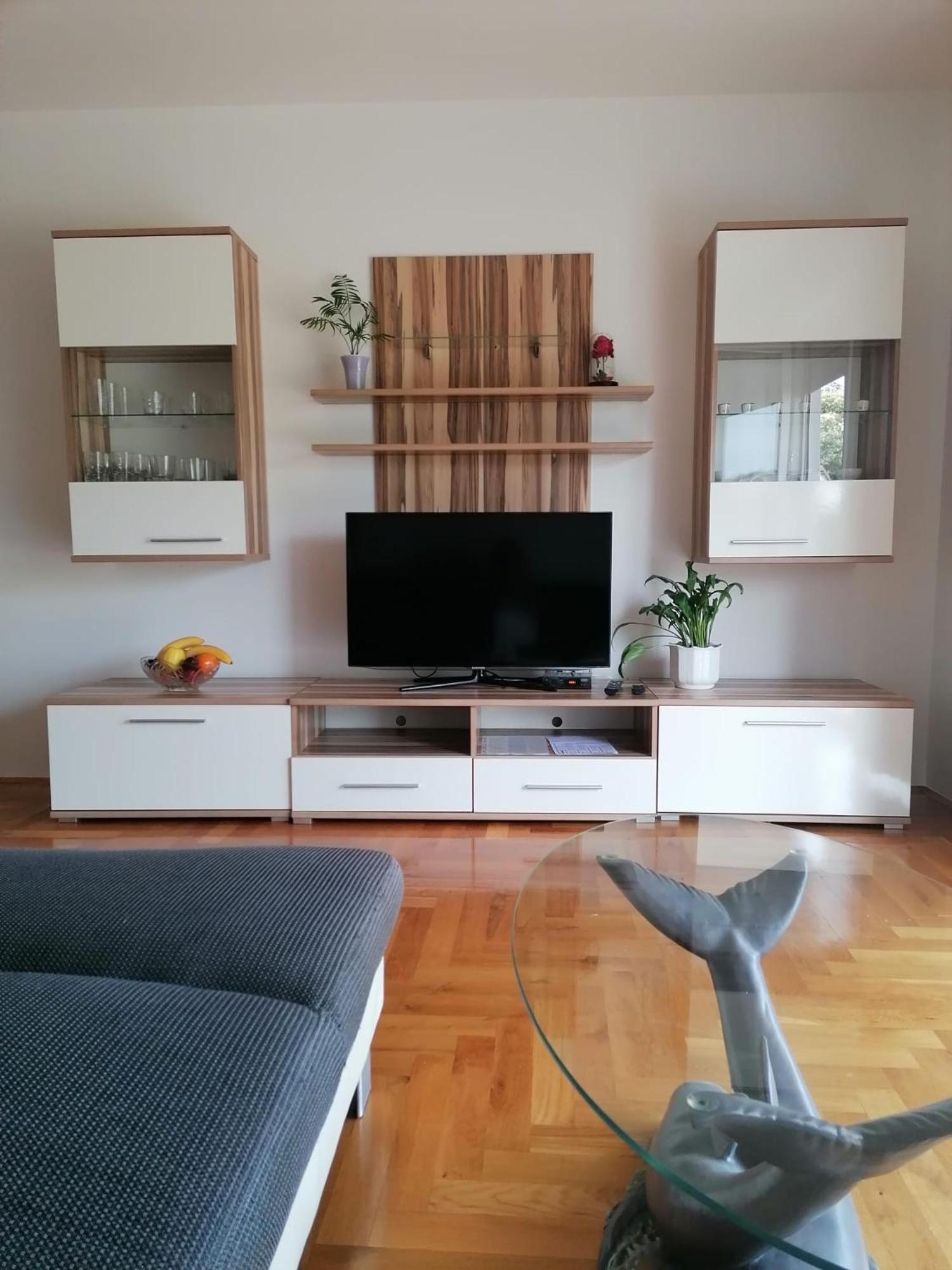 Apartment Cindy Ловран Экстерьер фото
